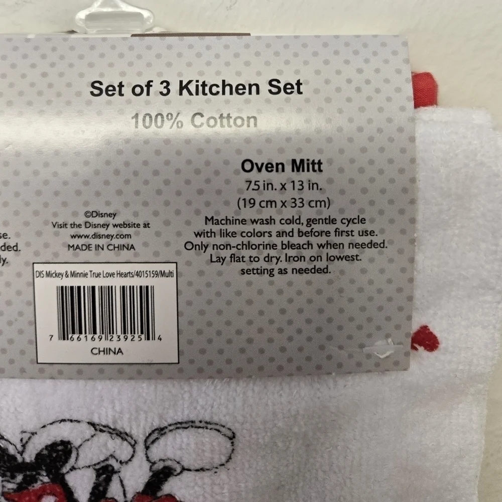 Disney Mickey Mouse and Minnie Mouse true love 3 piece kitchen set